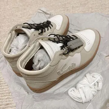 SANGACIO 베이지 화이트 스니커즈 23cm