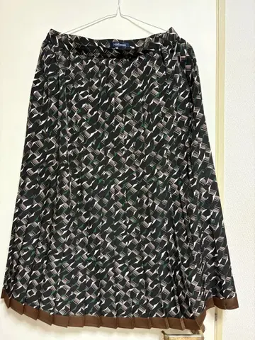 미사용에 가까운 NEWYORKER 뉴요커 빅 사이즈 13호 스커트