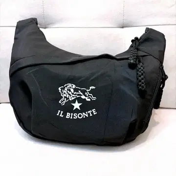 일비종떼 숄더백 블랙