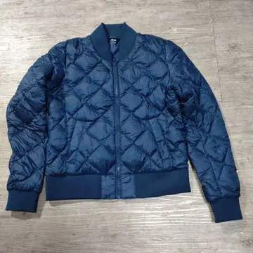네이비 퀼팅 다운 자켓 M 사이즈
