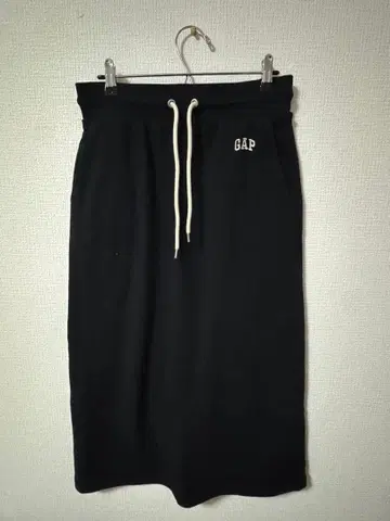 GAP 블랙 롱 스커트 드로우 스트링 포함