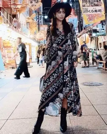 에이미 이스트 월 원피스