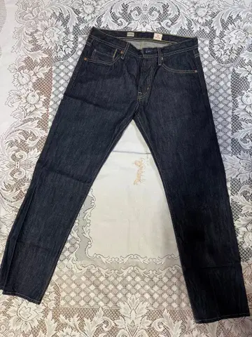 다크 블루 스트레이트 데님 31인치