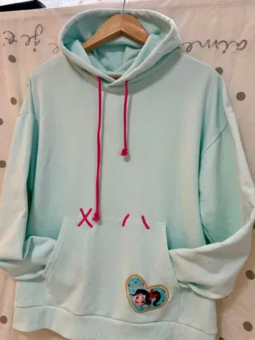 디즈니랜드 팔팔루자 바넬로피 슈가러쉬 후드티
