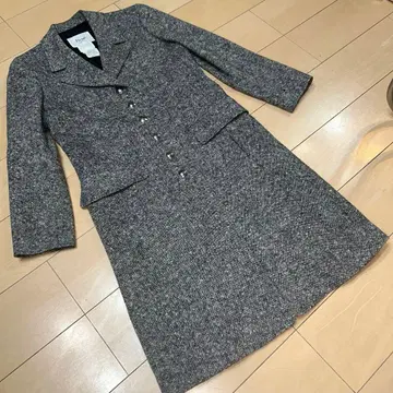 새상품급 르네 트위드 자켓 롱 TISSUE 로고 버튼 L 상당