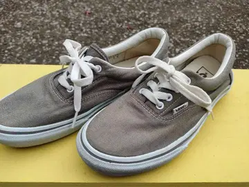 VANS 그레이 스니커즈 7 (25cm)