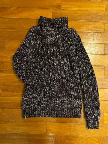 터틀넥 니트 3가지 사이즈 ( L~XL )