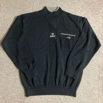 네이비 하이넥 니트 포켓 부착 S 사이즈