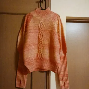 아틀란티바 케이블 짜임 하이넥 스웨터 오렌지 계열