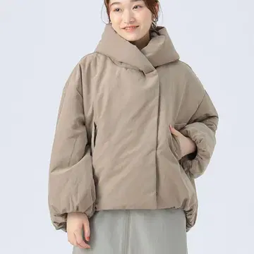 BEAMS HEART 밑단 벌룬 후드 블루종