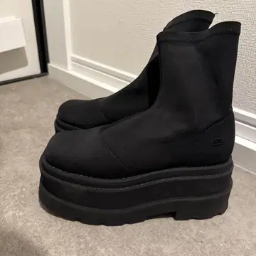 Darich 통굽 밑창 숏부츠