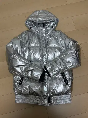 GAP 실버 다운 자켓 XS
