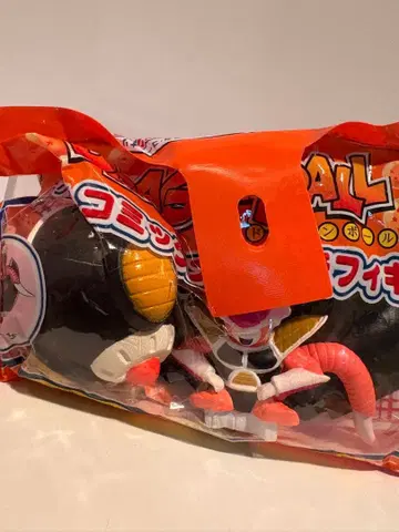 미개봉 새상품 드래곤볼 프리저 피규어