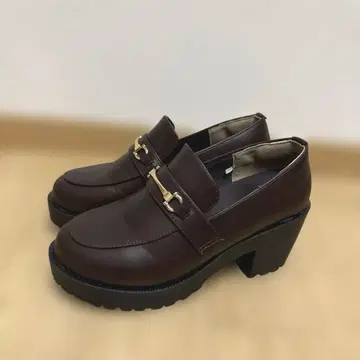 새상품급 브라운 통굽 로퍼 L 사이즈 23.5~24cm 골드 버클