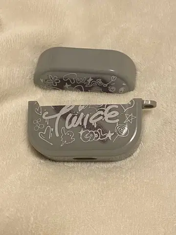 TWICE AirPods 케이스
