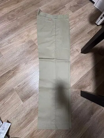 Dickies 874 오리지널 핏 베이지 치노 팬츠