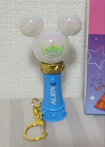 디즈니 시크릿 응원봉 키체인 리틀 그린맨