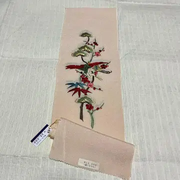 [ 새상품 순수 실크 ] 굵은 크레이프 원단! 자수! 장식용 깃