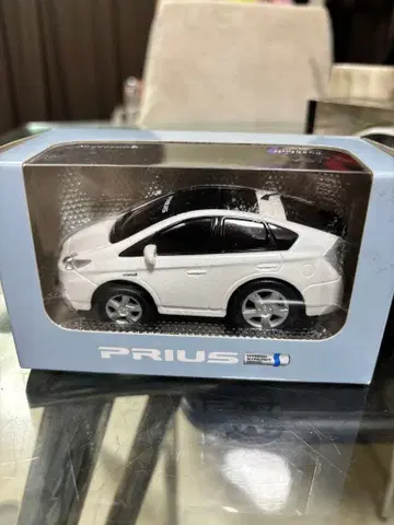 도요타 프리우스 풀백카