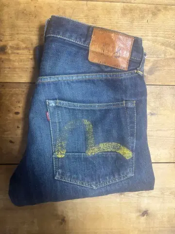 에비수 데님 32인치