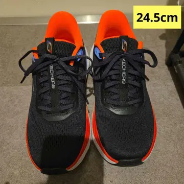 SKECHERS 스니커즈