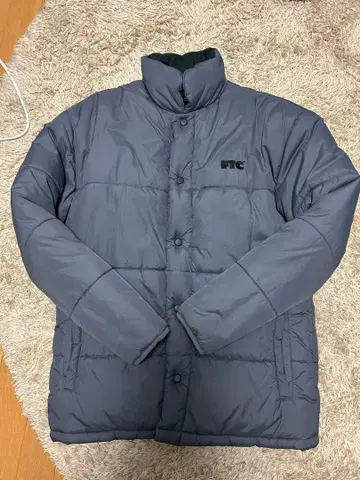 새상품급 FTC 다운 자켓 M 사이즈