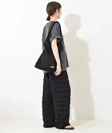 미사용 새상품, 택 포함 SLOBE IENA 프릴 컷 팬츠