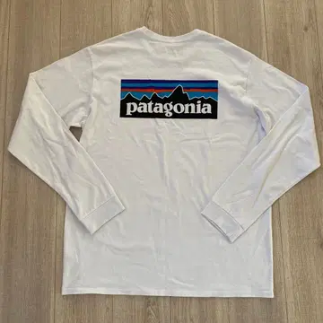 patagonia 롱 슬리브 티셔츠 화이트