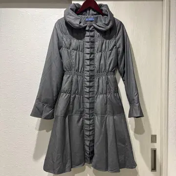 BLUE COLLECTION 프릴 롱 코트 다운 그레이 1223