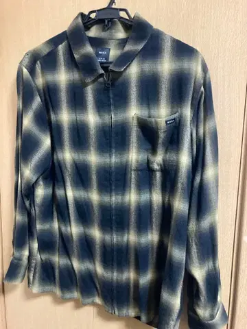 RVCA 2024년 모델 지퍼 옴브레 셔츠