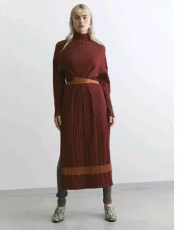 엘렌딕 버건디 플리츠 니트 원피스