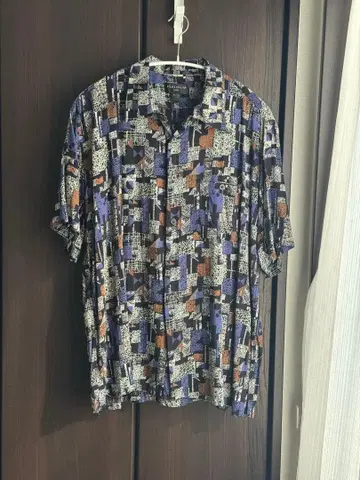 PLATINUM 기하학 패턴 반팔 셔츠 XL