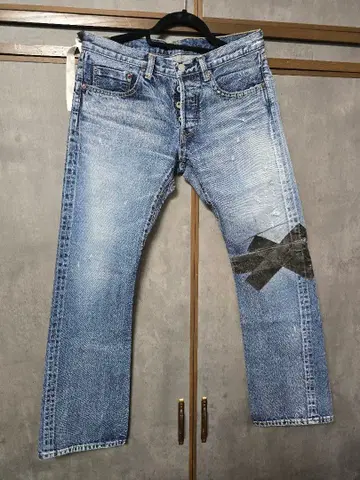 ALA 데미지 가공 데님 팬츠