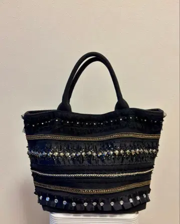 레이스 스터드 프릴 체인 토트백