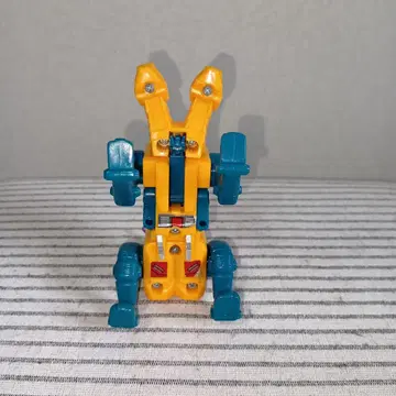 [트랜스포머] 스크램블 시티 D-81 시너 트윈