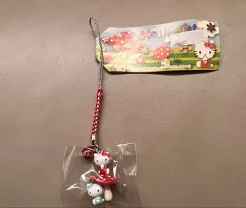 최종 가격 인하 [ 지역 한정 키티 ] 키티 미미 버섯 족쇄 스트랩