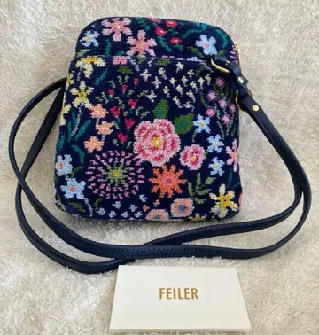 페이러 숄더백 이하나 쿠카