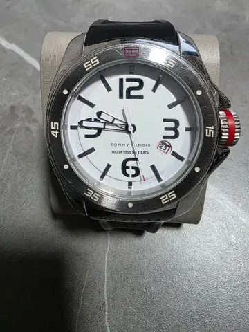 TOMMY HILFIGER 쿼츠 손목시계 화이트