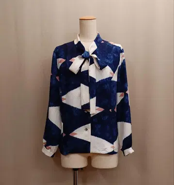 기모노 리메이크 보타이 오버 블라우스