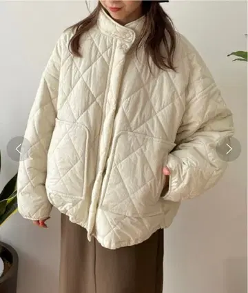 LOWRYS FARM 패딩 숏 블루종