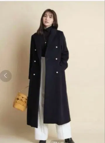 저스길리티 펄 버튼 코트