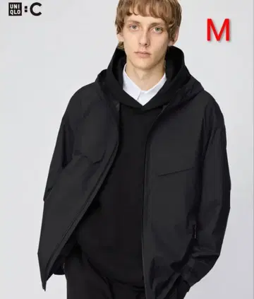 [ 새상품 택 포함 ] 유니클로C 블록 테크 후드티 블랙 M