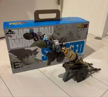 제일복권 드래곤볼 DAIMA E상 스카이 시드 피규어