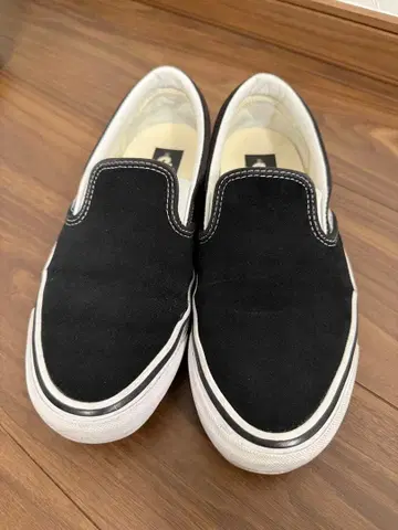 VANS PREMIUM CLASSIC SLIP-ON 98