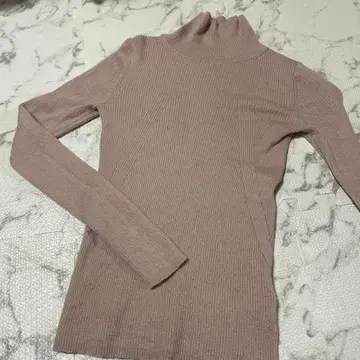 FRAY I.D 터틀넥 니트탑 PINK