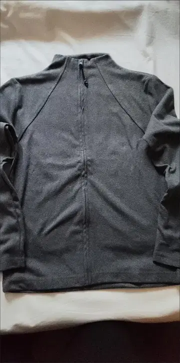 그레이 긴팔 집업 티셔츠