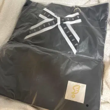 블랙 리본 포함 백