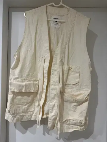 niko and - 크림, 화이트 베스트