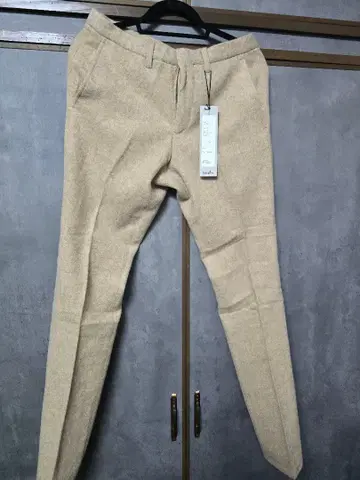 Battalion 울 혼방 베이지 팬츠