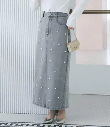 러브티크 봉봉 펄 장식 타이트 데님 스커트